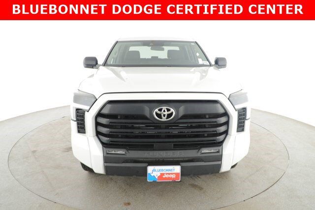 2022 Toyota Tundra 4WD SR5