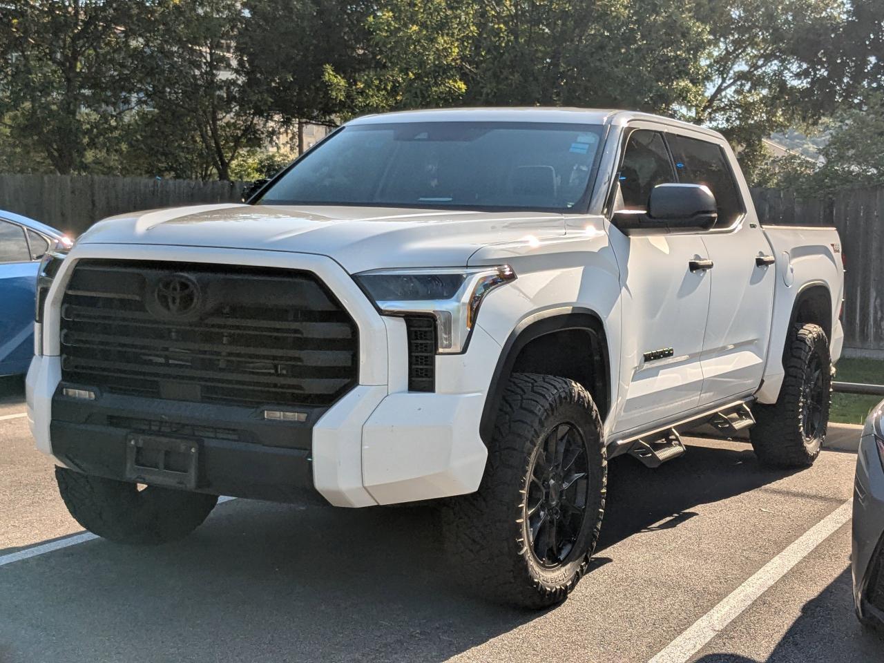 2022 Toyota Tundra 4WD SR5