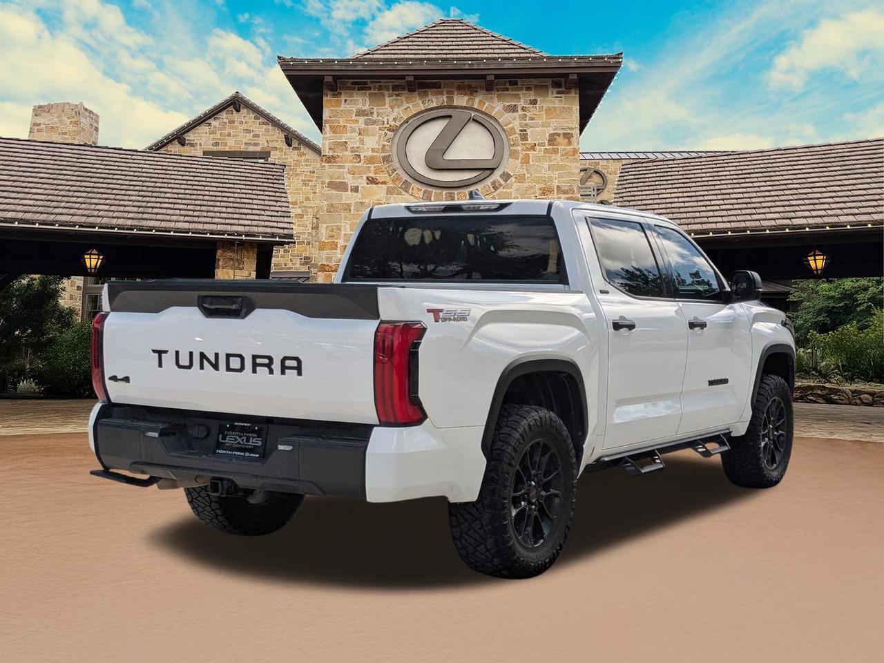 2022 Toyota Tundra 4WD SR5