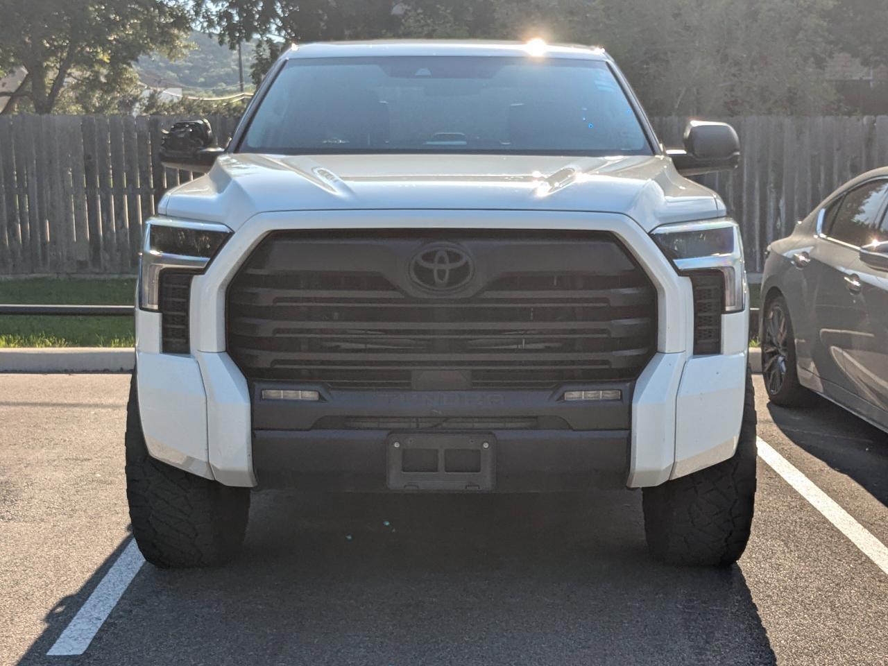 2022 Toyota Tundra 4WD SR5