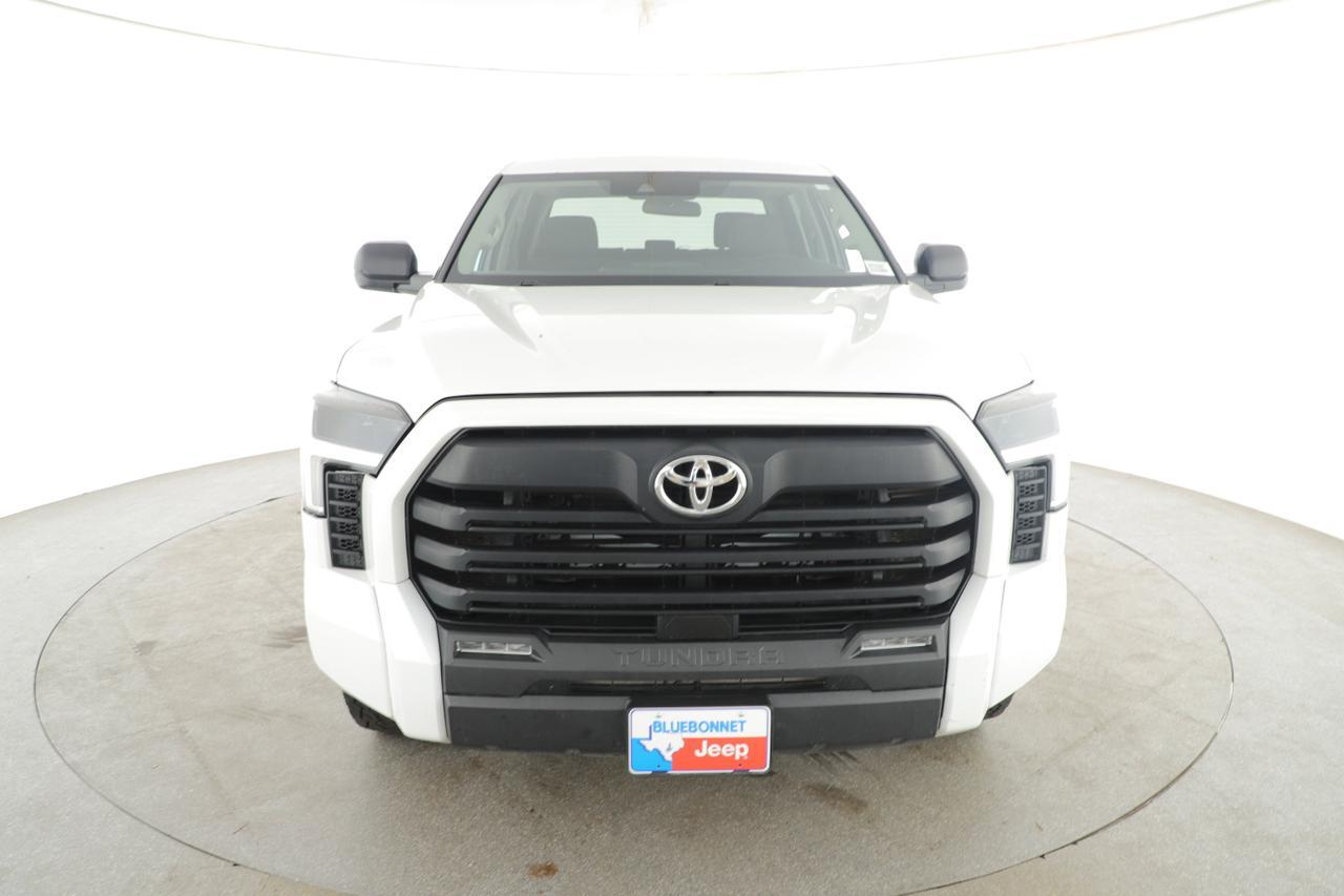2022 Toyota Tundra 4WD SR5