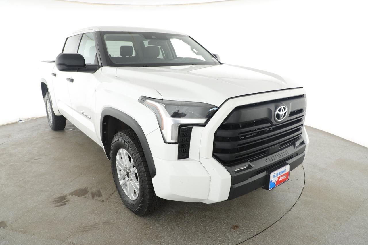 2022 Toyota Tundra 4WD SR5