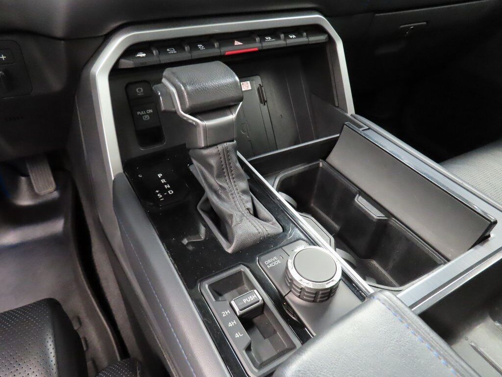 2022 Toyota Tundra 4x4 CrewMax Platinum Fond du Lac WI