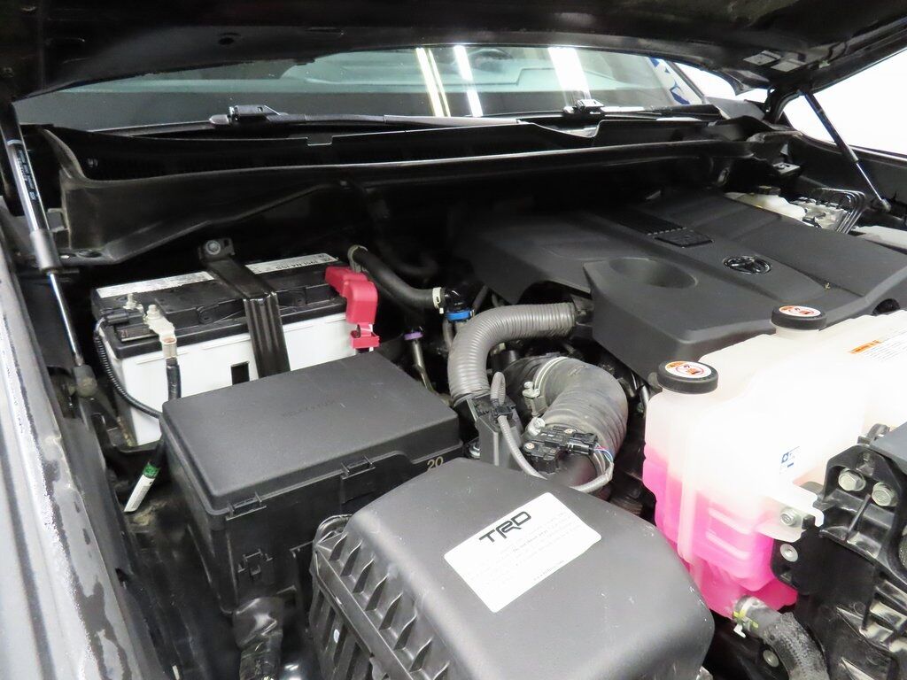 2022 Toyota Tundra 4x4 CrewMax Platinum Fond du Lac WI