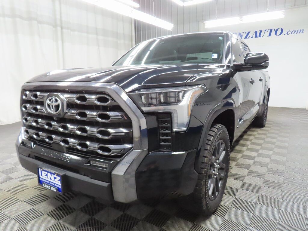 2022 Toyota Tundra 4x4 CrewMax Platinum Fond du Lac WI