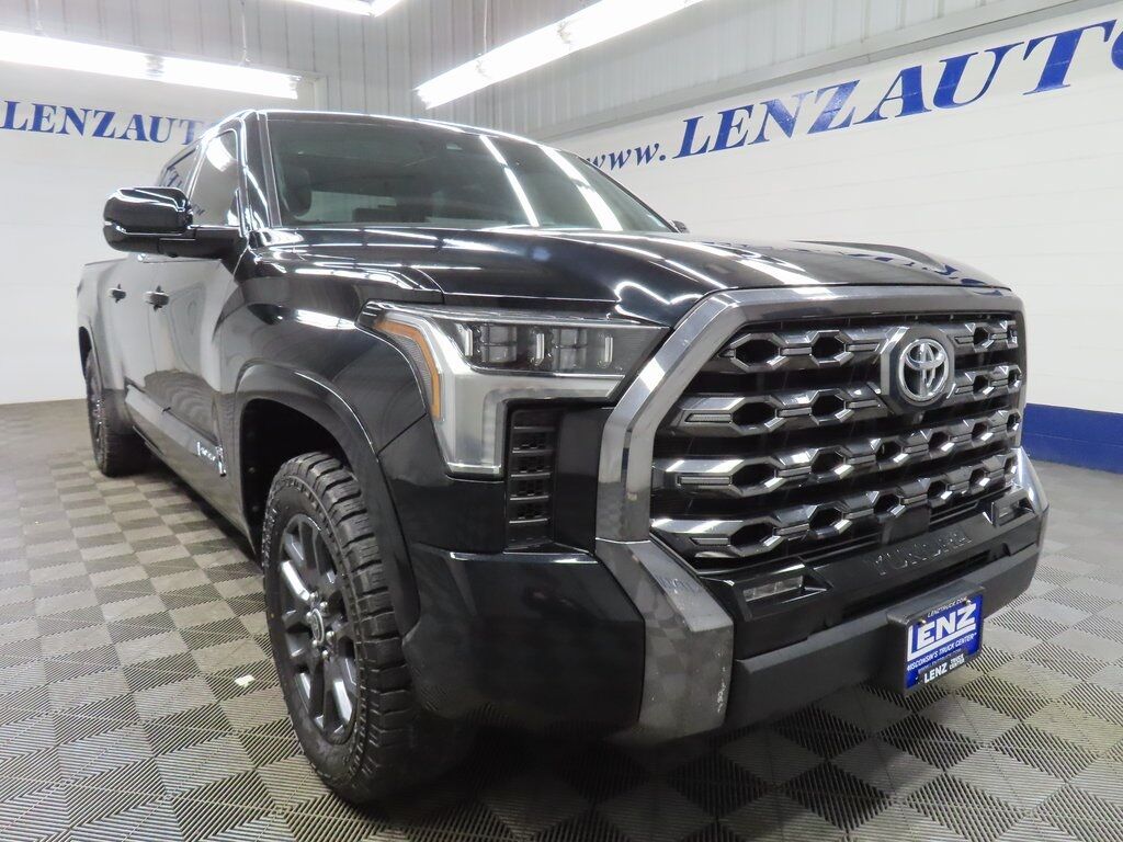 2022 Toyota Tundra 4x4 CrewMax Platinum