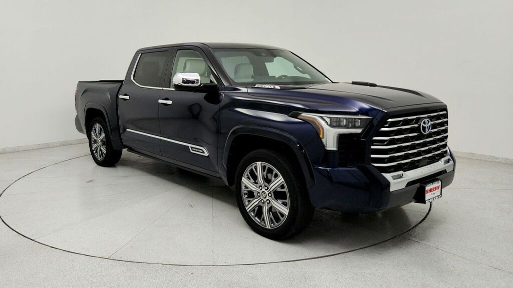 2022 Toyota Tundra Hybrid Capstone