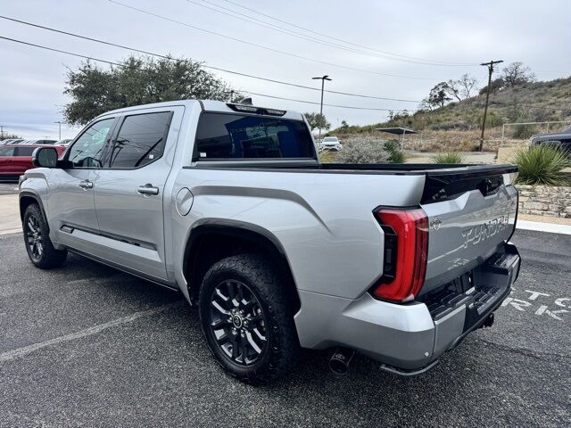 2022 Toyota Tundra Hybrid Platinum