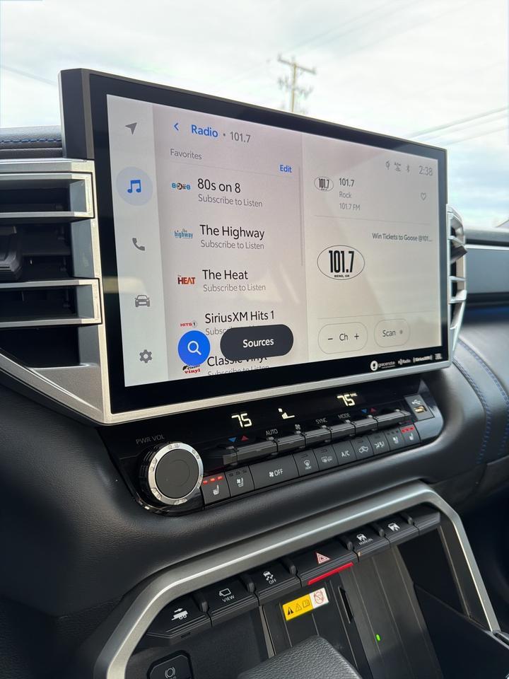 2022 Toyota Tundra Hybrid Platinum Bend OR