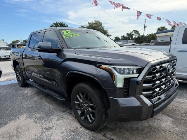 2022 Toyota Tundra Platinum