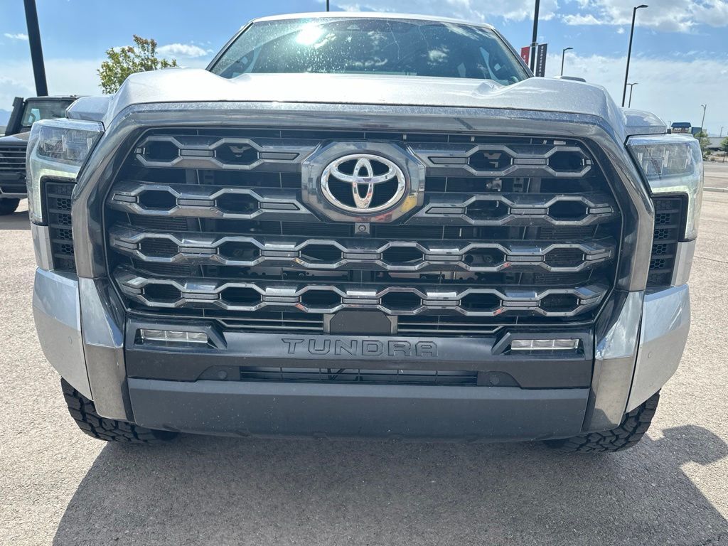 2022 Toyota Tundra Platinum