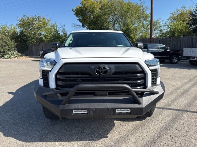 2022 Toyota Tundra SR5  TX