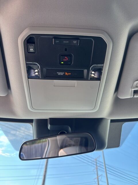 2022 Toyota Tundra SR5  TX