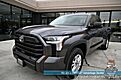2022 Toyota Tundra SR5 Double Cab / 4X4 / Auto Start / Premium & Convenience Pkg / Power & Heated Le