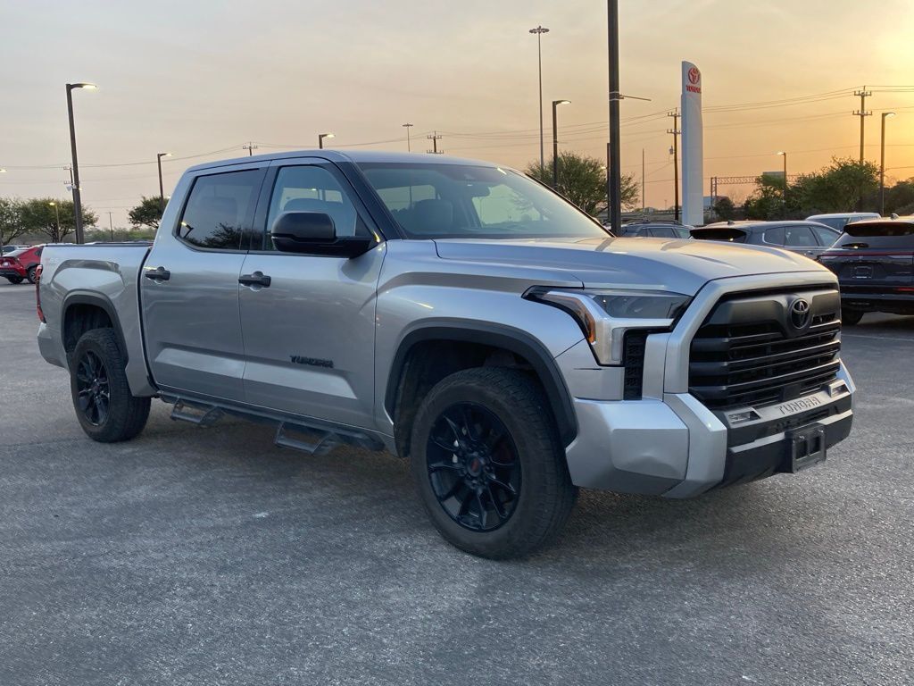 2022 Toyota Tundra SR5