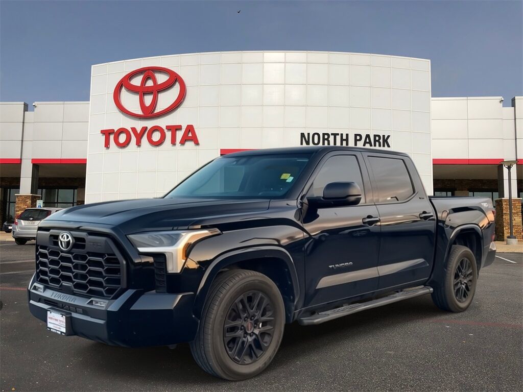 2022 Toyota Tundra SR5