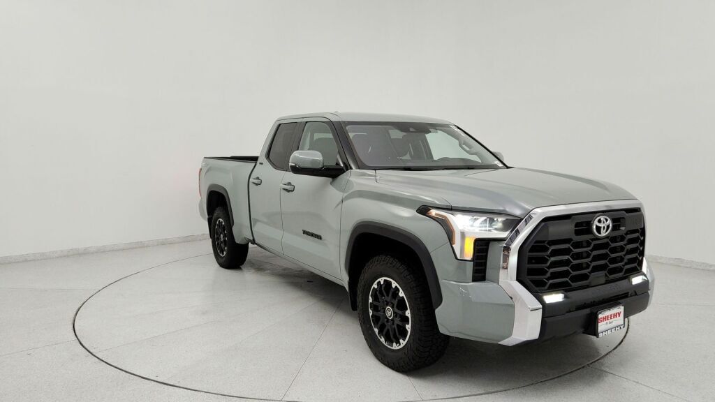 2022 Toyota Tundra SR5