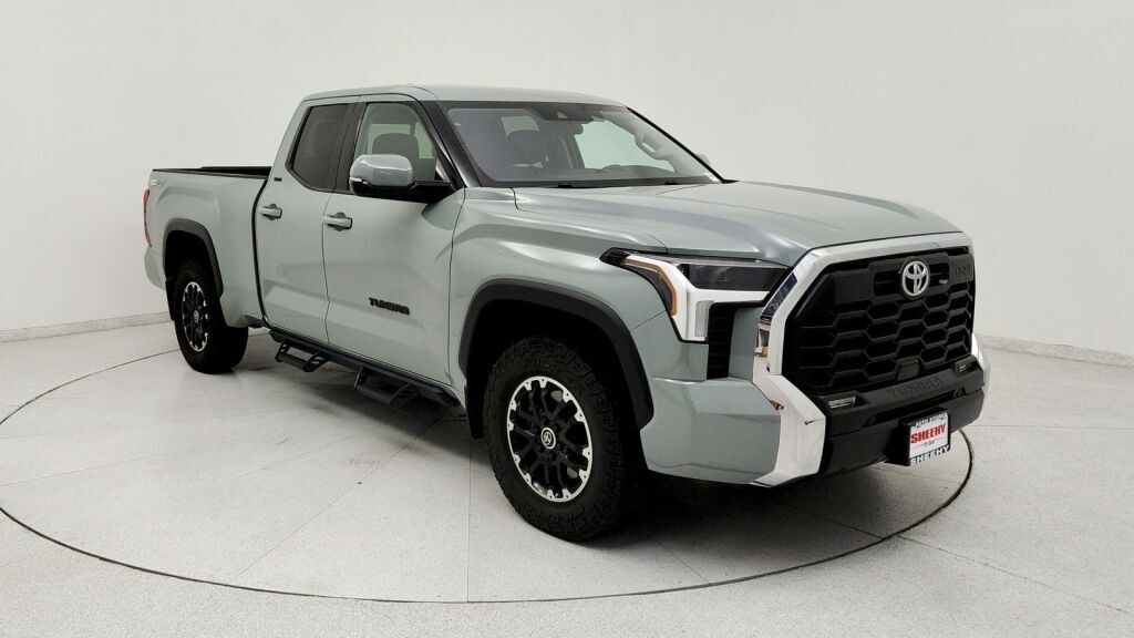 2022 Toyota Tundra SR5
