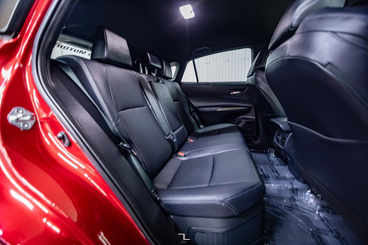 2022 Toyota Venza AWD XLE Hybrid Leather Nav BCam Red Deer AB