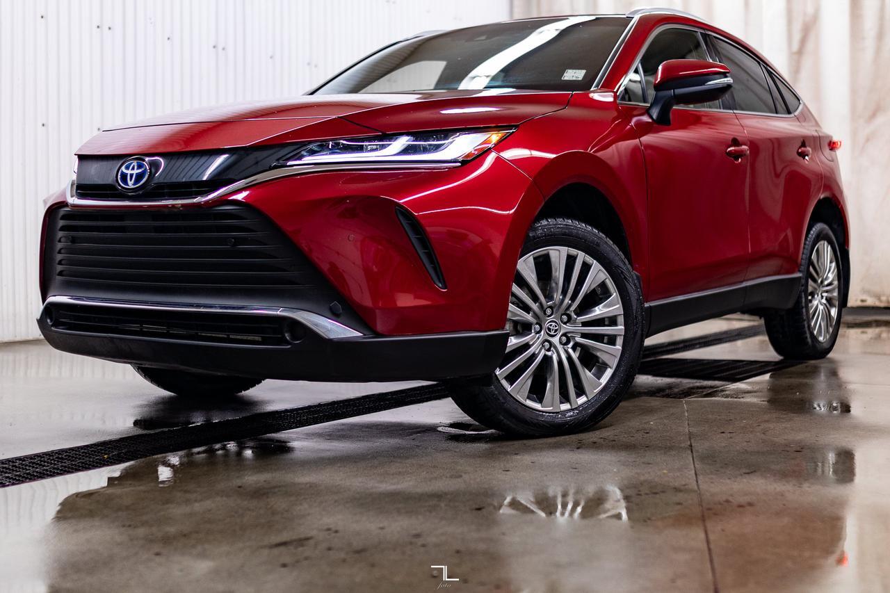 2022 Toyota Venza AWD XLE Hybrid Leather Nav BCam Red Deer AB