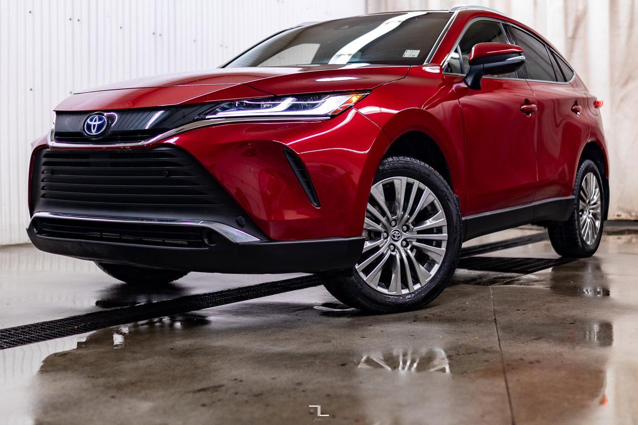 2022 Toyota Venza AWD XLE Hybrid Leather Nav BCam Red Deer AB