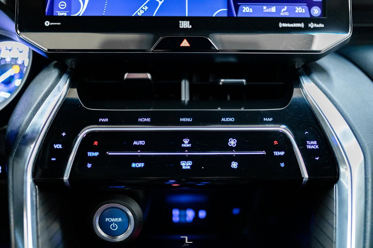 2022 Toyota Venza AWD XLE Hybrid Leather Nav BCam Red Deer AB