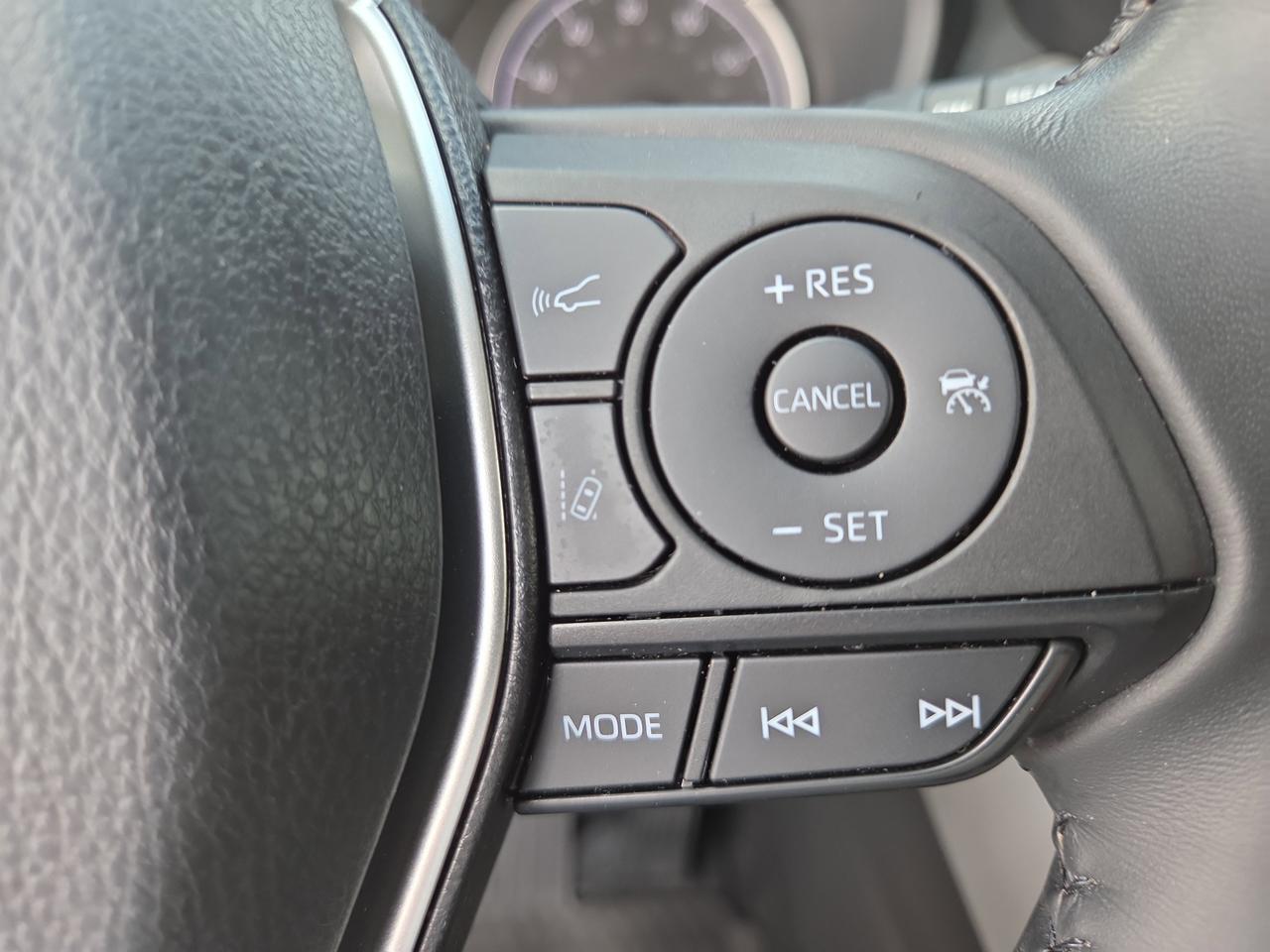 2022 Toyota Venza LE Hamburg PA