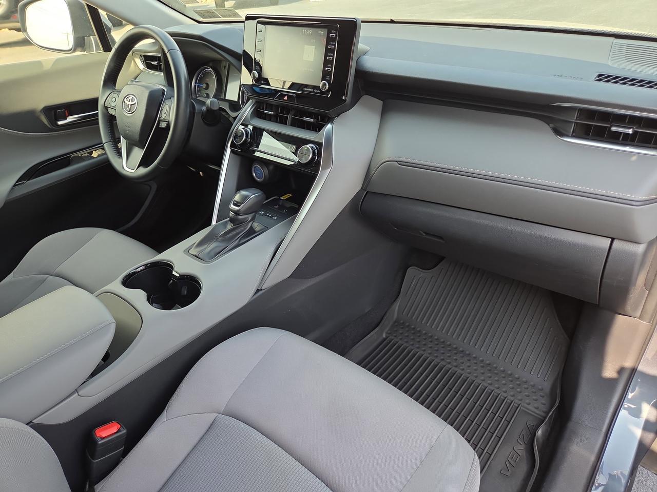 2022 Toyota Venza LE Hamburg PA