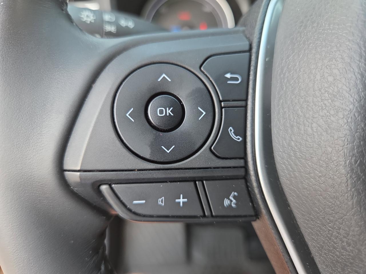 2022 Toyota Venza LE Hamburg PA