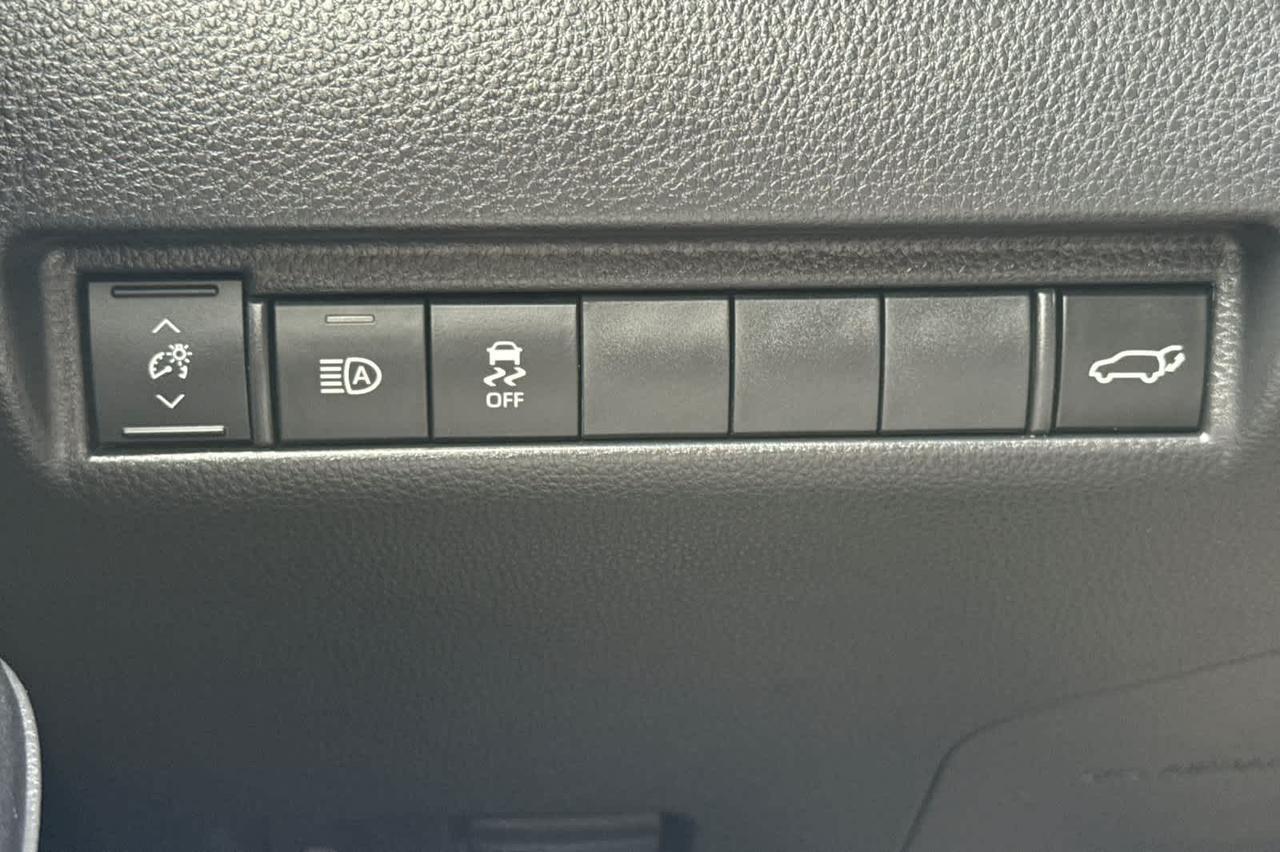 2022 Toyota Venza LE Roseville CA