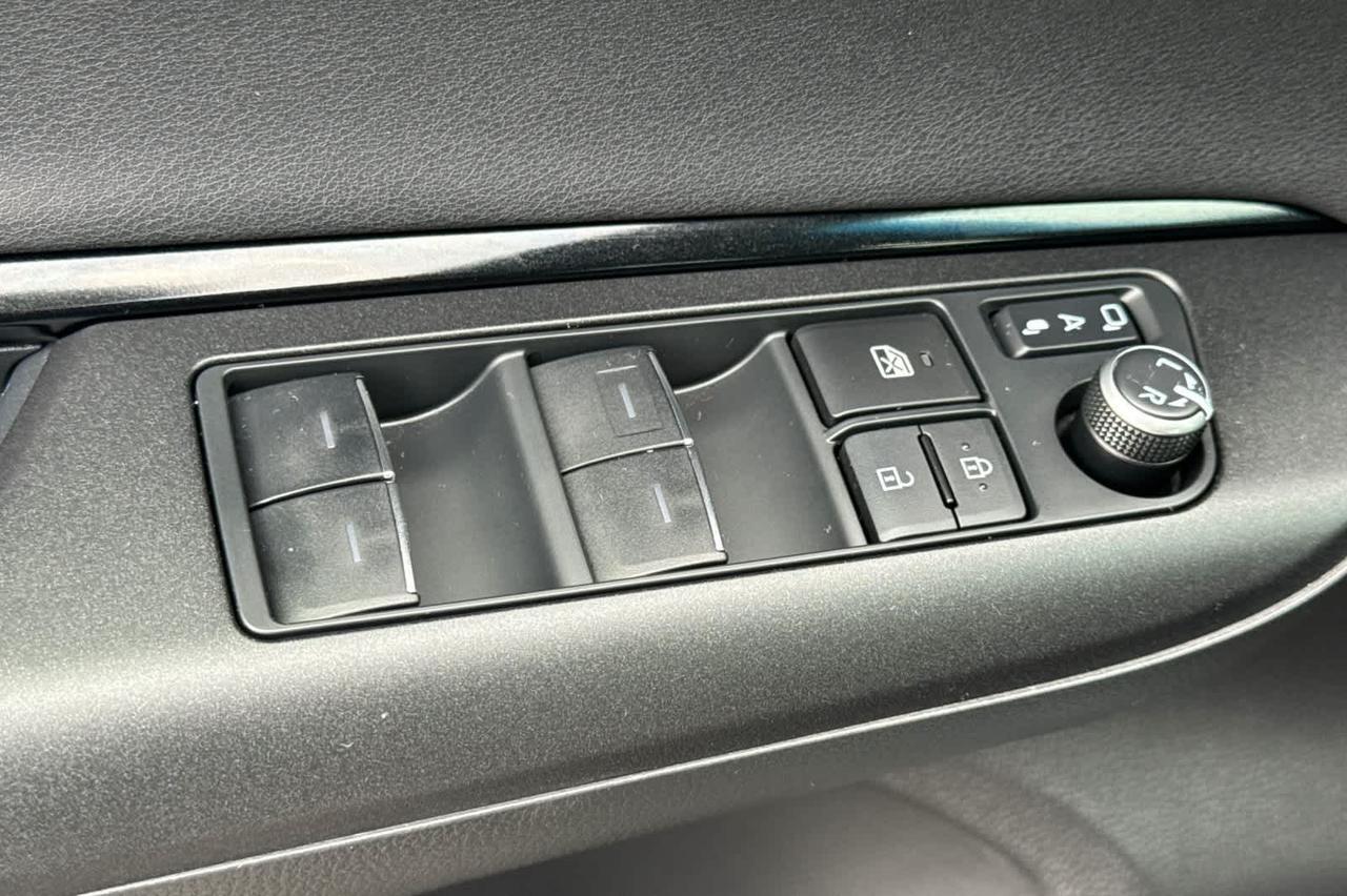 2022 Toyota Venza LE Roseville CA