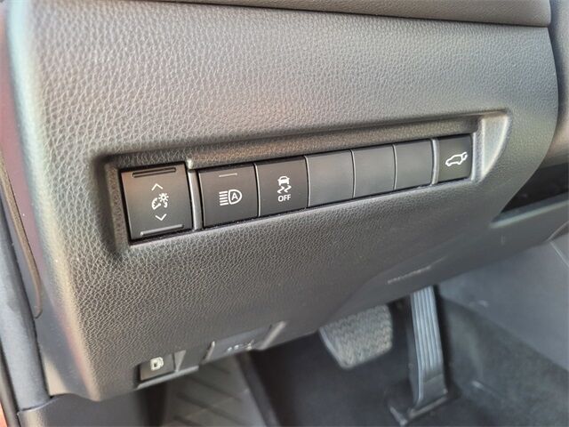 2022 Toyota Venza LE Roseville CA