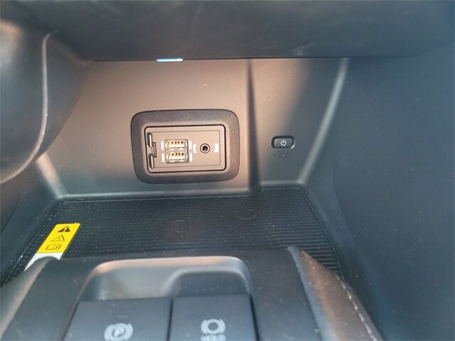 2022 Toyota Venza LE Roseville CA