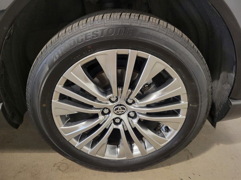 2022 Toyota Venza Limited Parker CO