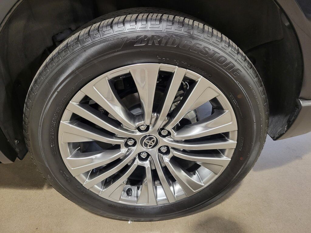 2022 Toyota Venza Limited Parker CO