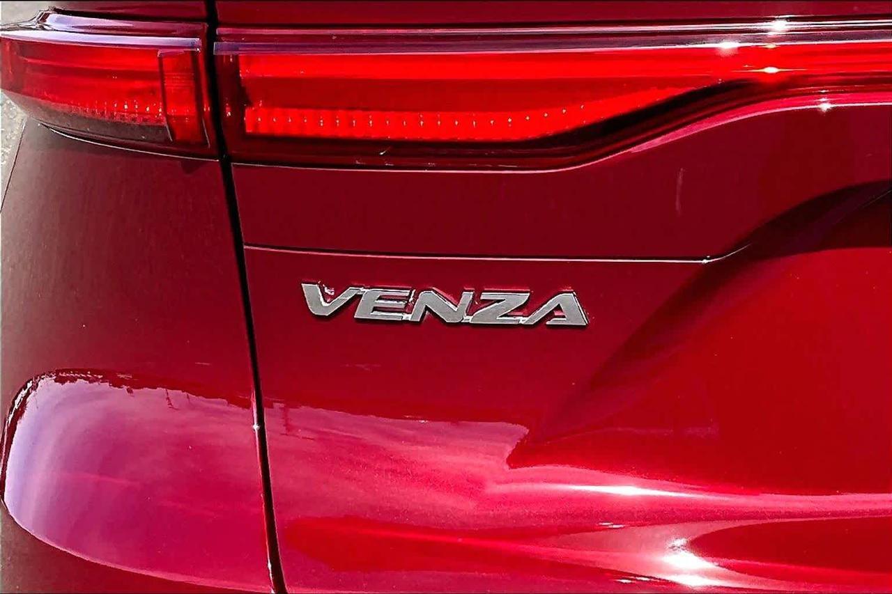2022 Toyota Venza XLE Folsom CA