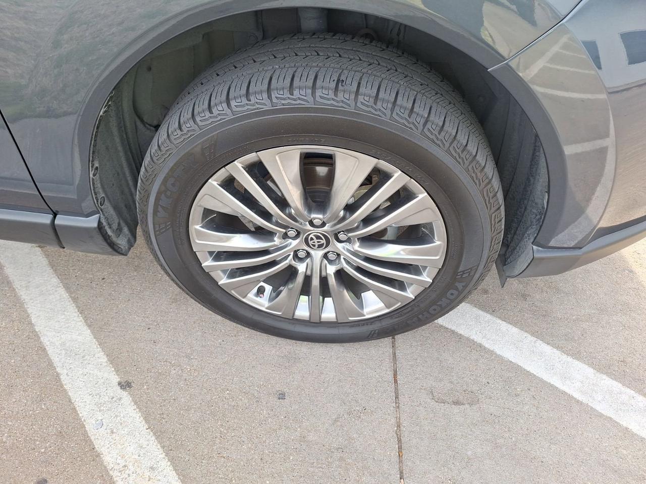 2022 Toyota Venza XLE Hurst TX