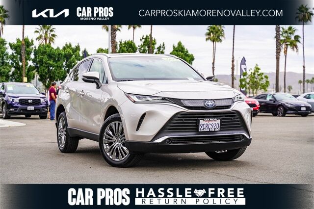 2022 Toyota Venza XLE