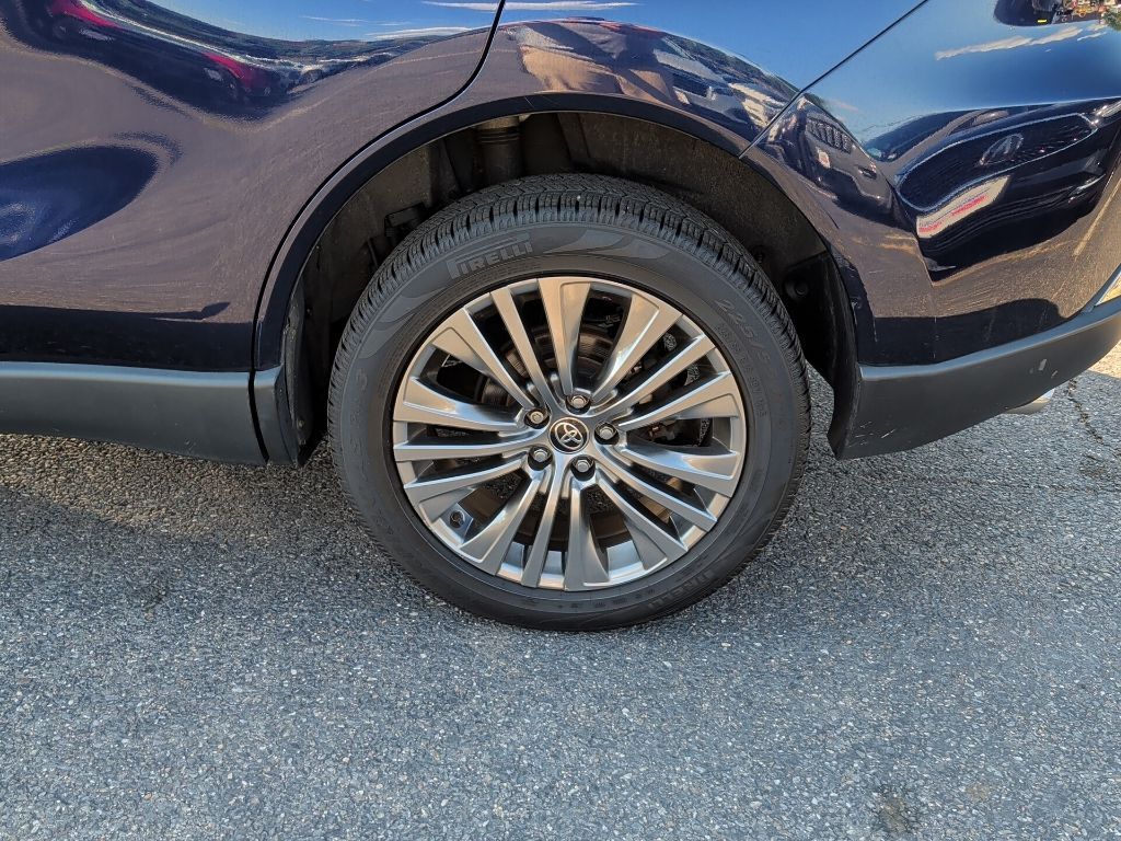 2022 Toyota Venza XLE Worcester MA