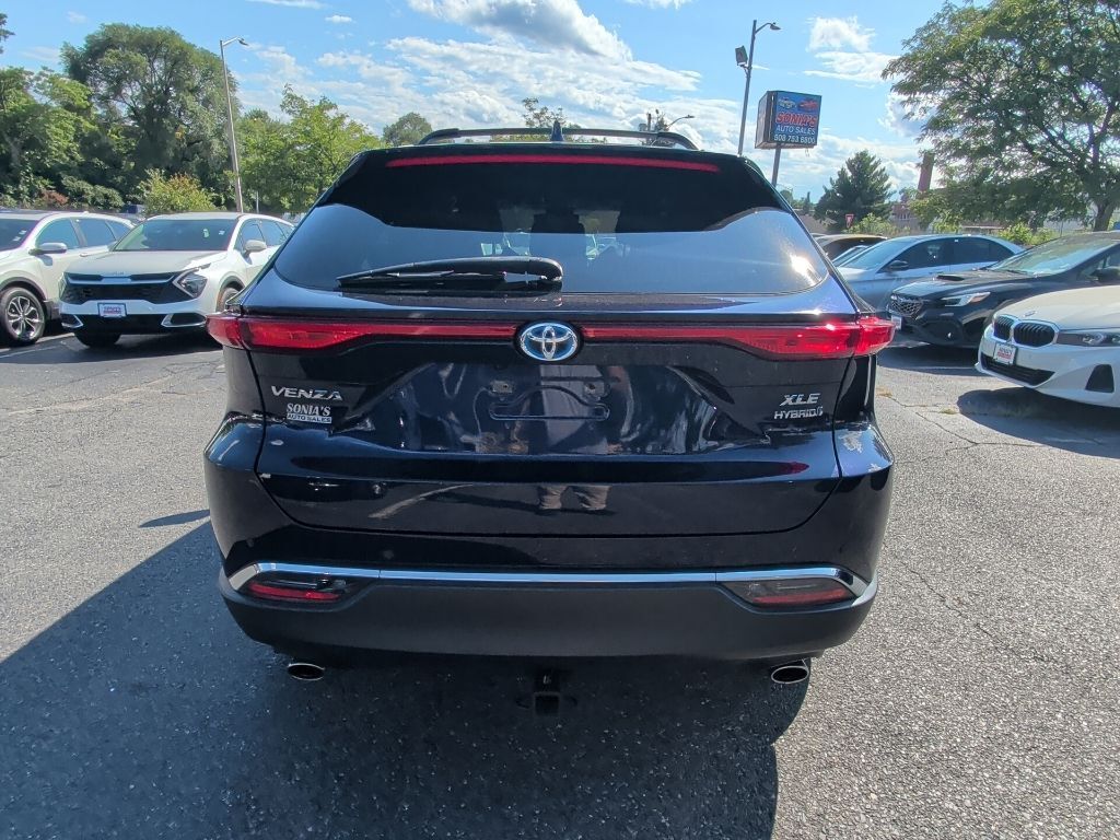 2022 Toyota Venza XLE Worcester MA