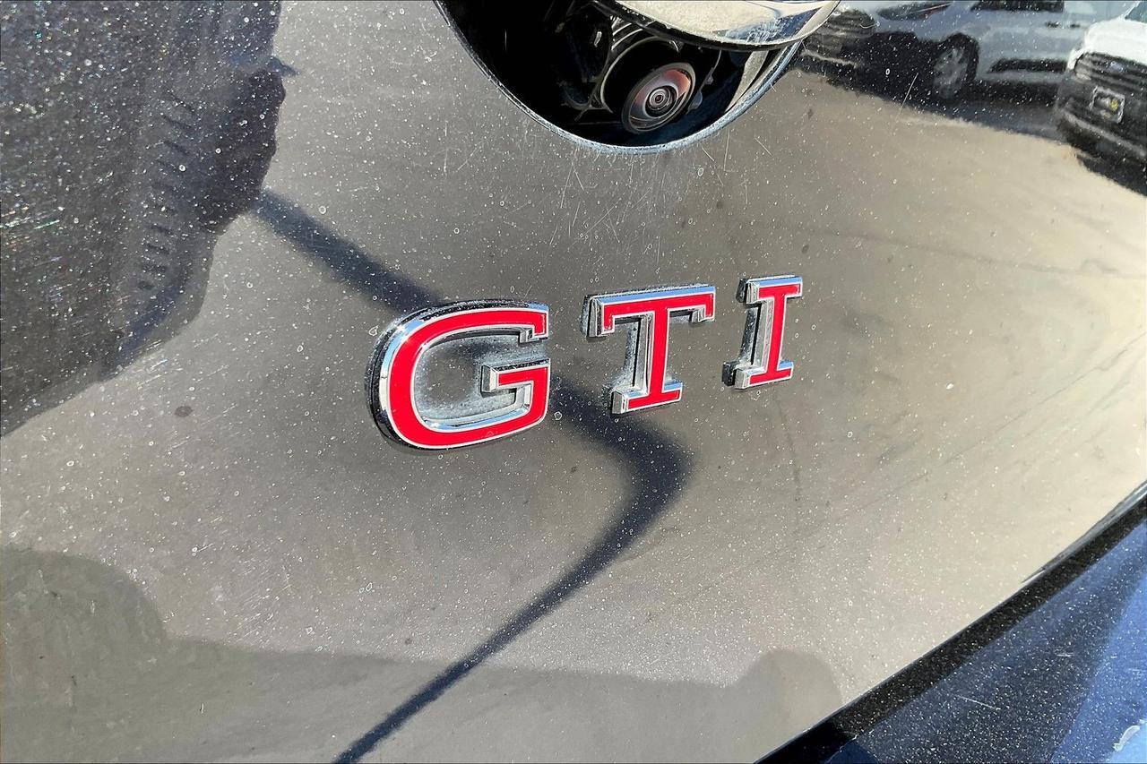 2022 VOLKSWAGEN GTI AUTOBAHN Houston TX