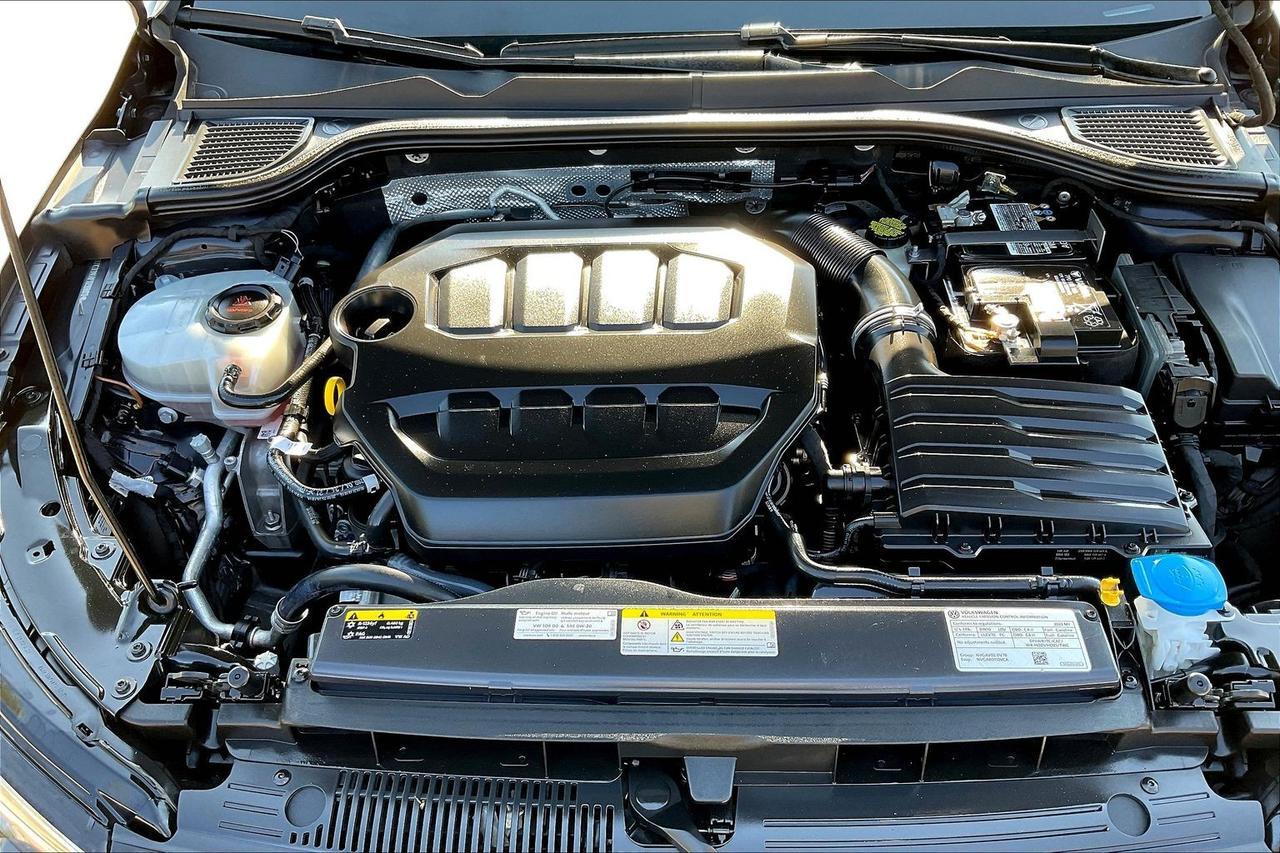 2022 VOLKSWAGEN GTI AUTOBAHN Houston TX