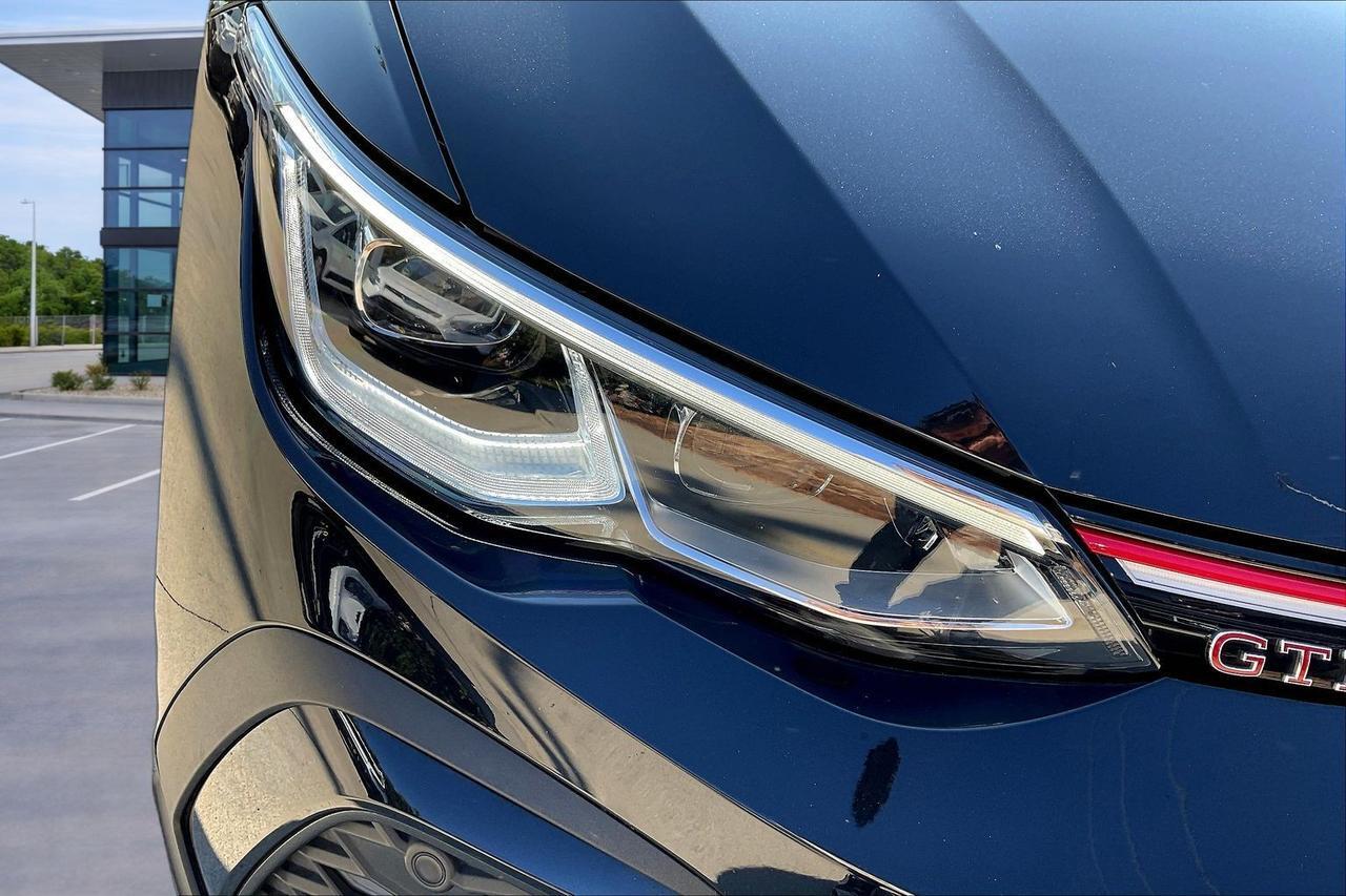 2022 VOLKSWAGEN GTI AUTOBAHN Houston TX