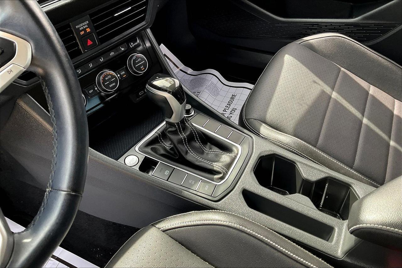 2022 VOLKSWAGEN JETTA SE Houston TX