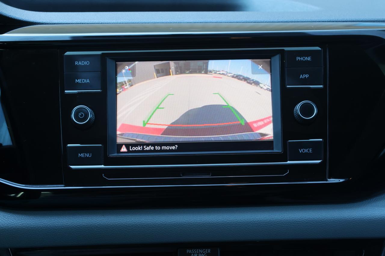 2022 VOLKSWAGEN TAOS S Houston TX