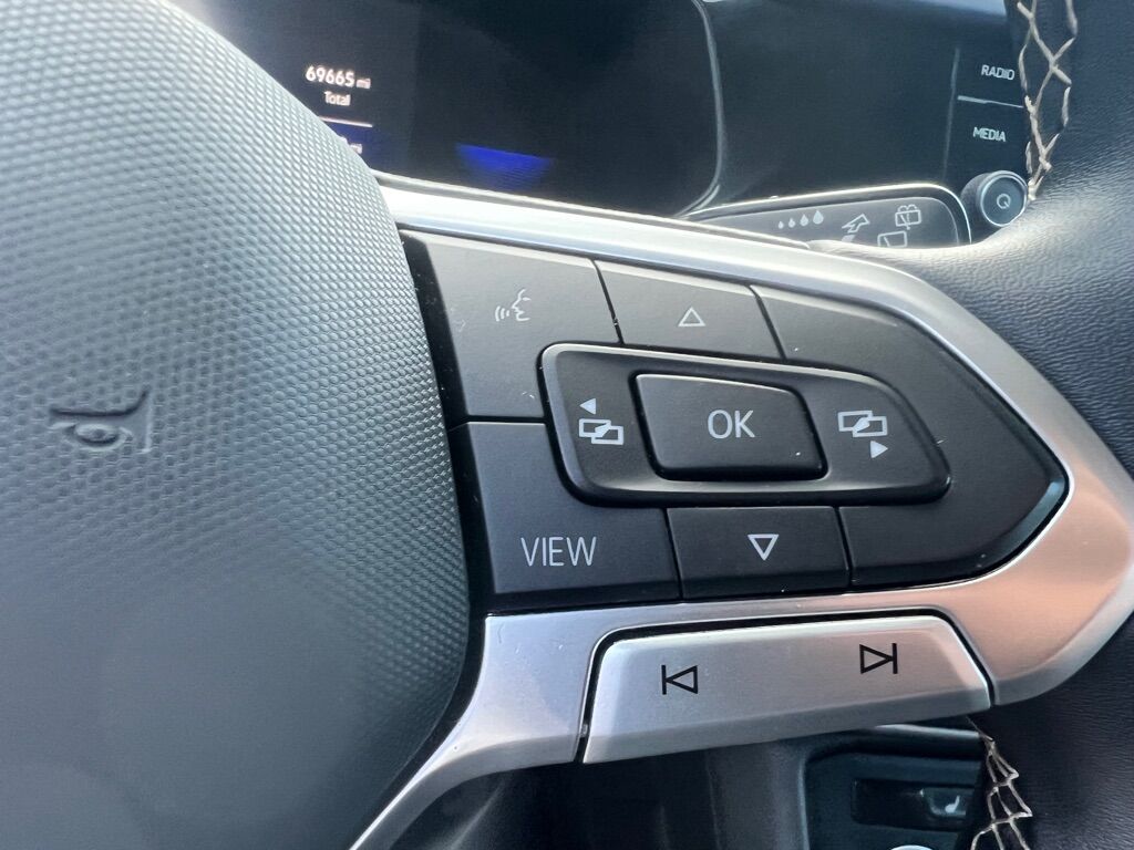 2022 VOLKSWAGEN TAOS SE Des Moines WA