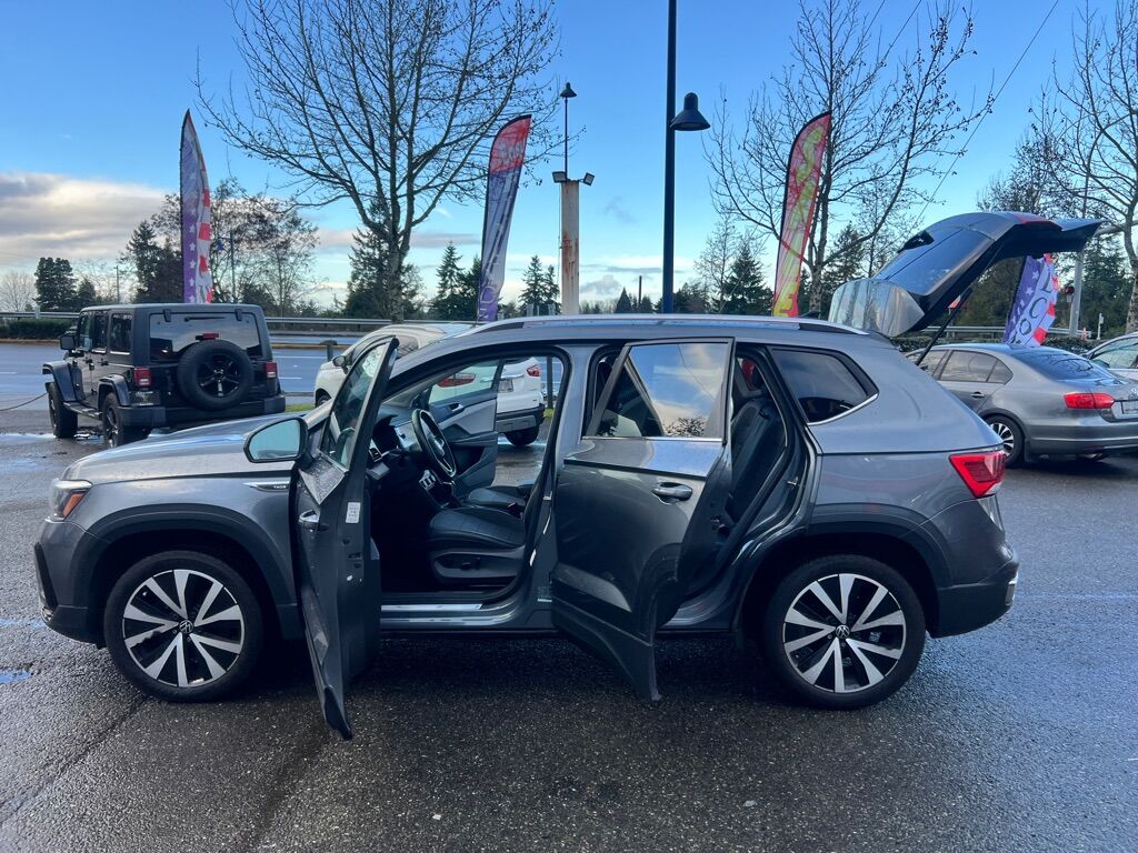 2022 VOLKSWAGEN TAOS SE Des Moines WA