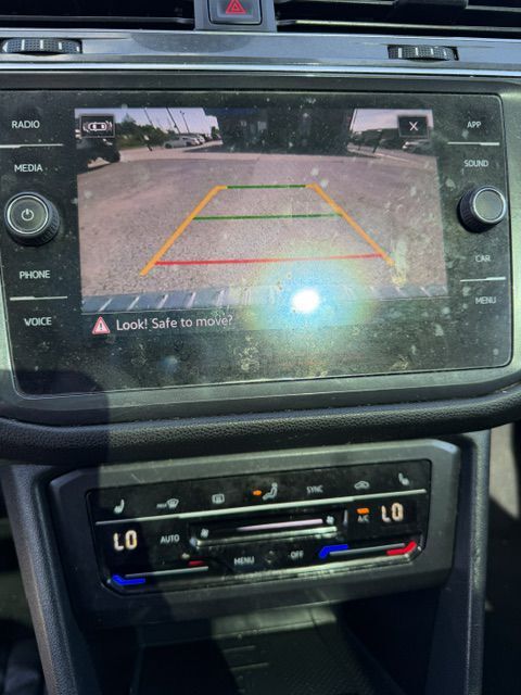 2022 VOLKSWAGEN TIGUAN SE Grand Prairie TX
