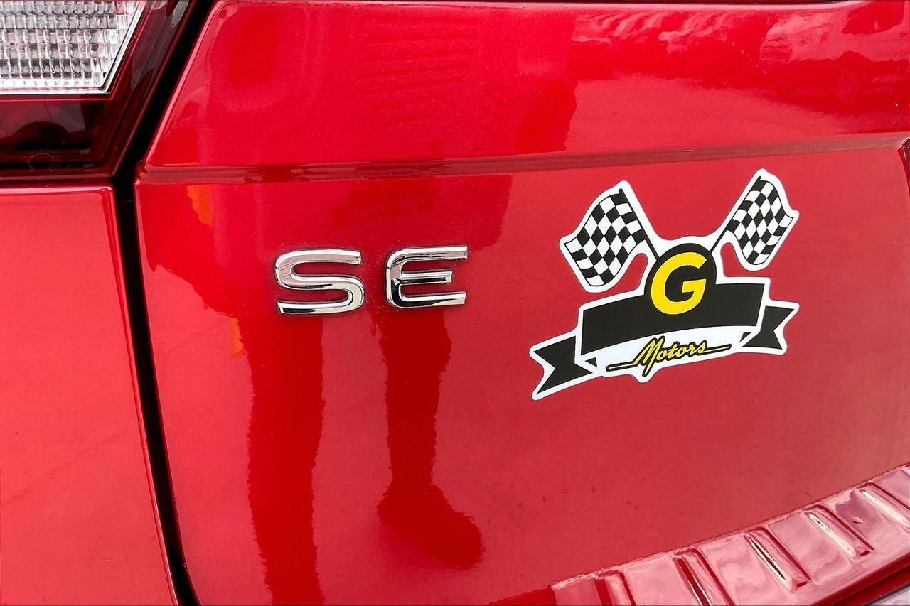 2022 VOLKSWAGEN TIGUAN SE RED at G Motors