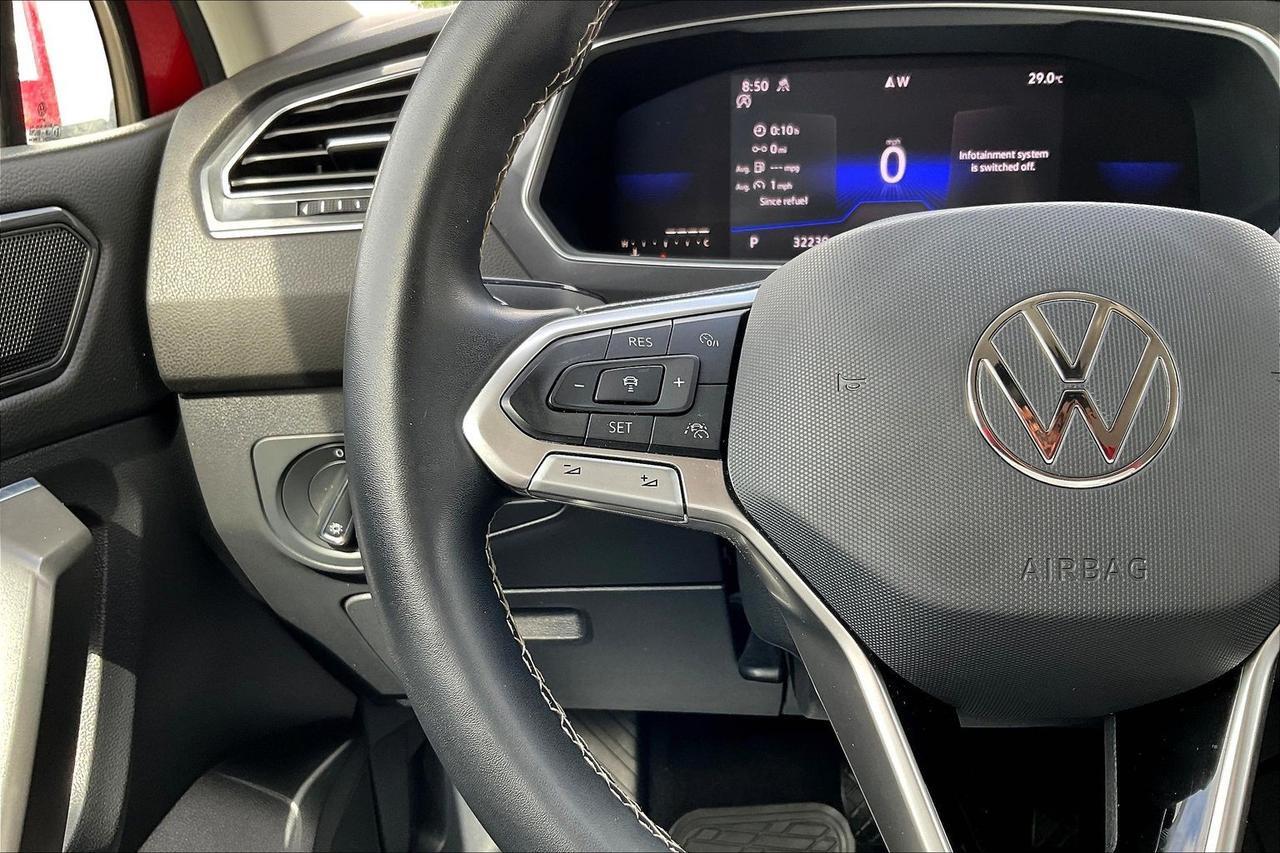 2022 VOLKSWAGEN TIGUAN SE RED at G Motors